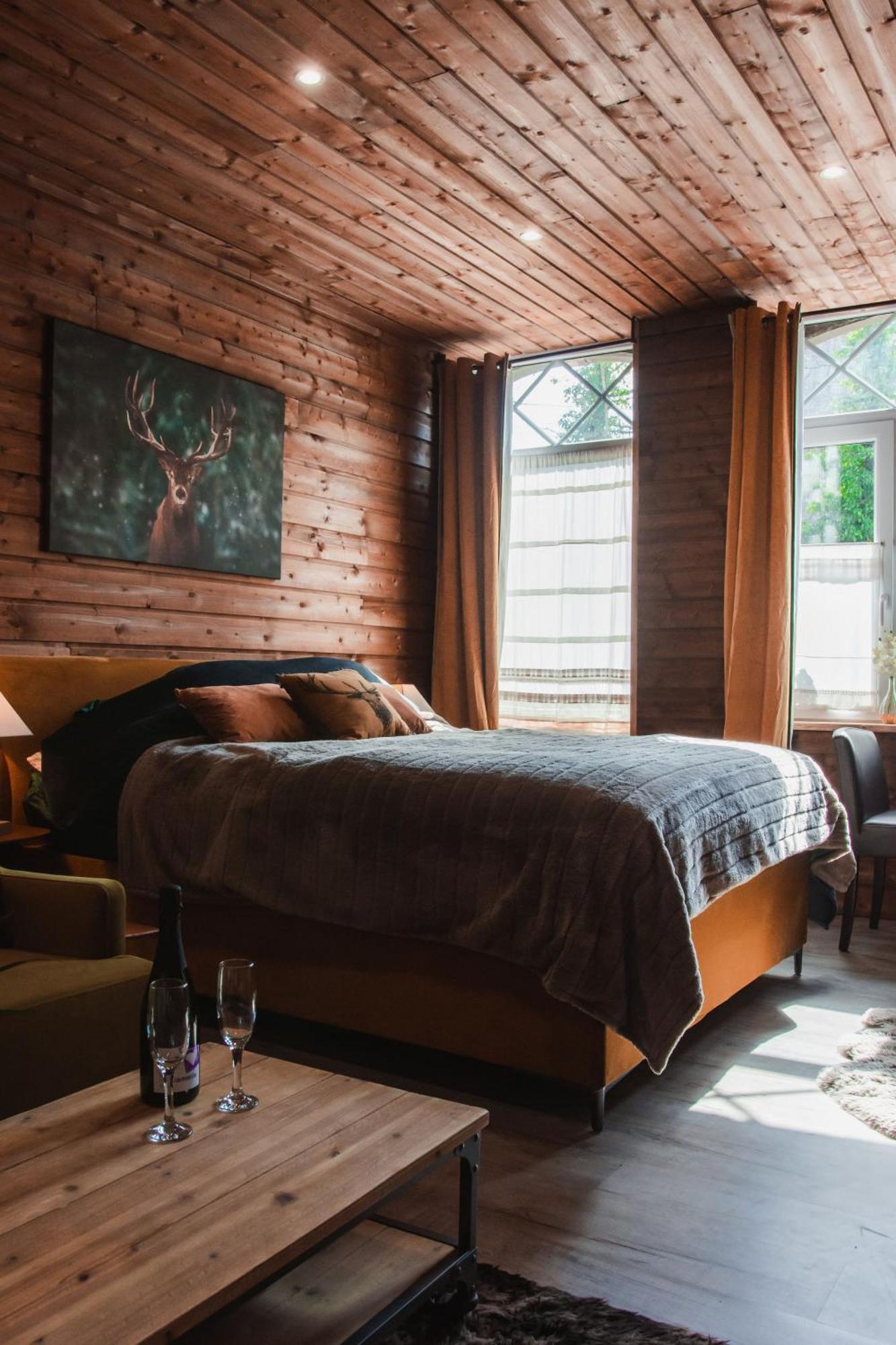 Maison D'Hote Les Notes Endormies Suite Le Refuge Walcourt Bagian luar foto